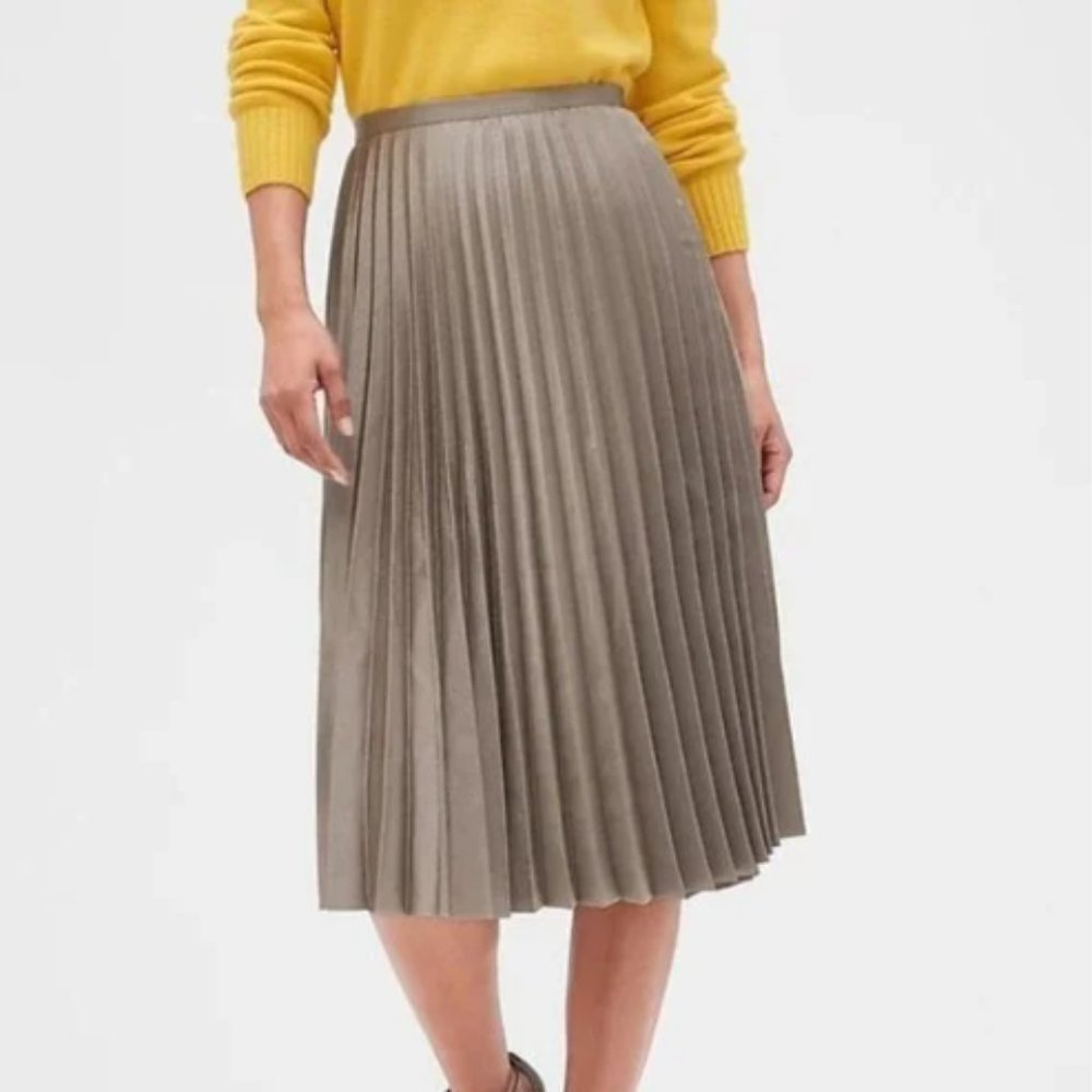 Banana Republic Satin Sheen Metallic Pewter Pleated Midi Skirt